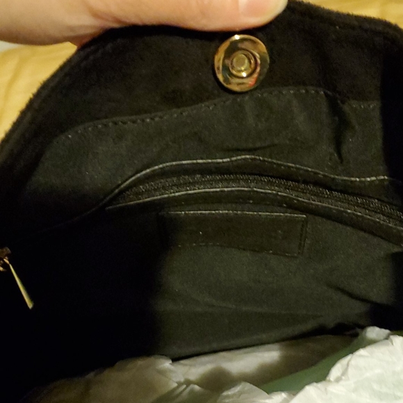 Gorgeous NWOT Express Suede like bag - Picture 2 of 4